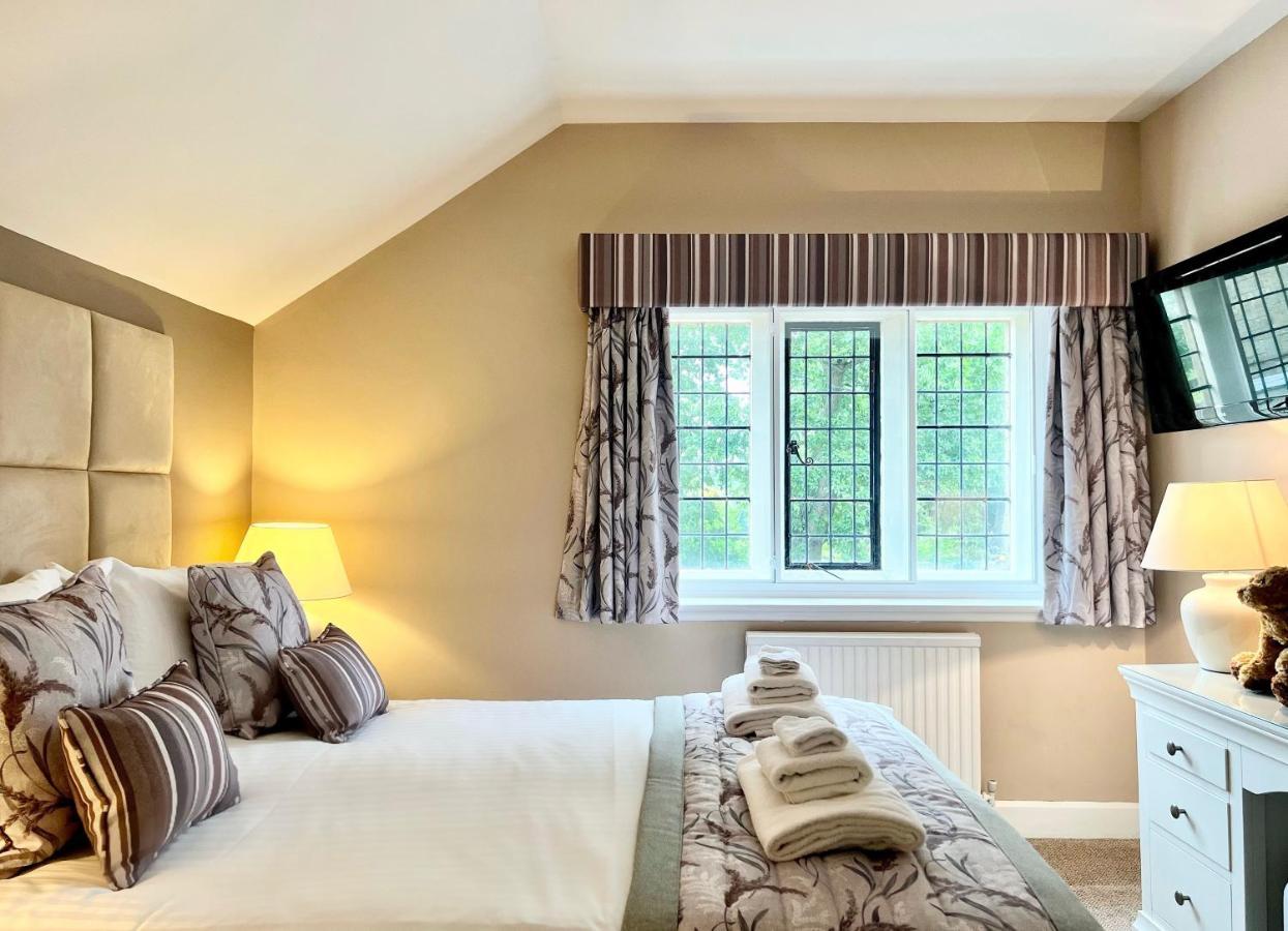 Mallyan Spout Hotel โกธแลนด์ ภายนอก รูปภาพ