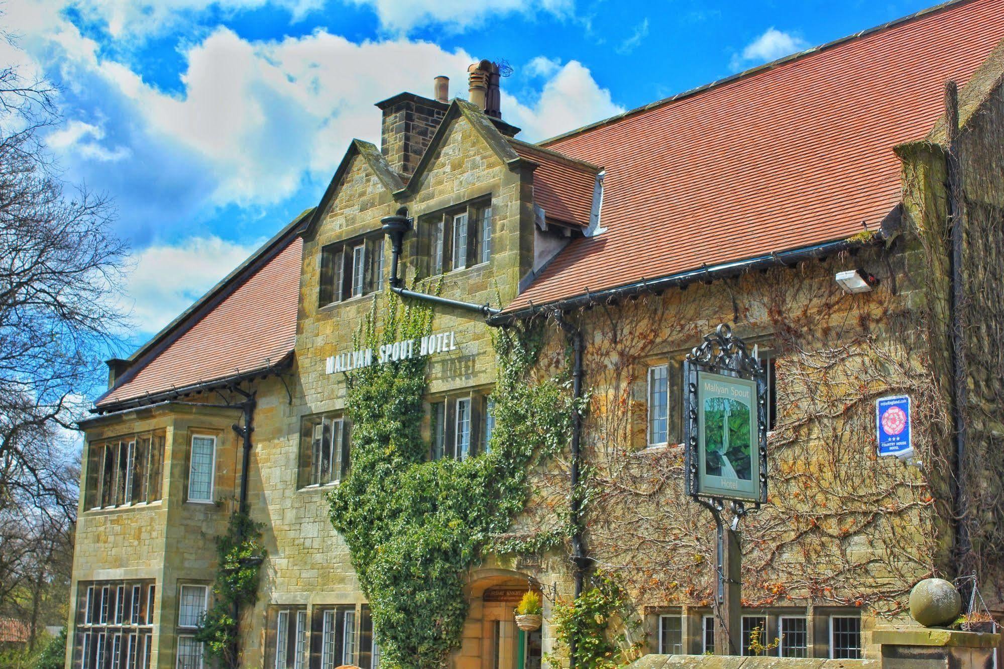 Mallyan Spout Hotel โกธแลนด์ ภายนอก รูปภาพ