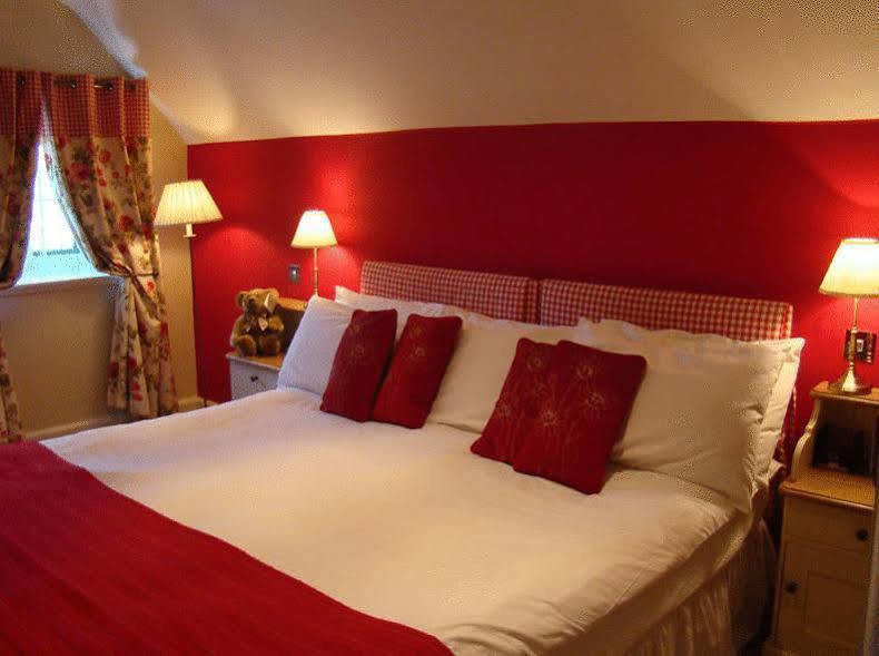 Mallyan Spout Hotel โกธแลนด์ ภายนอก รูปภาพ