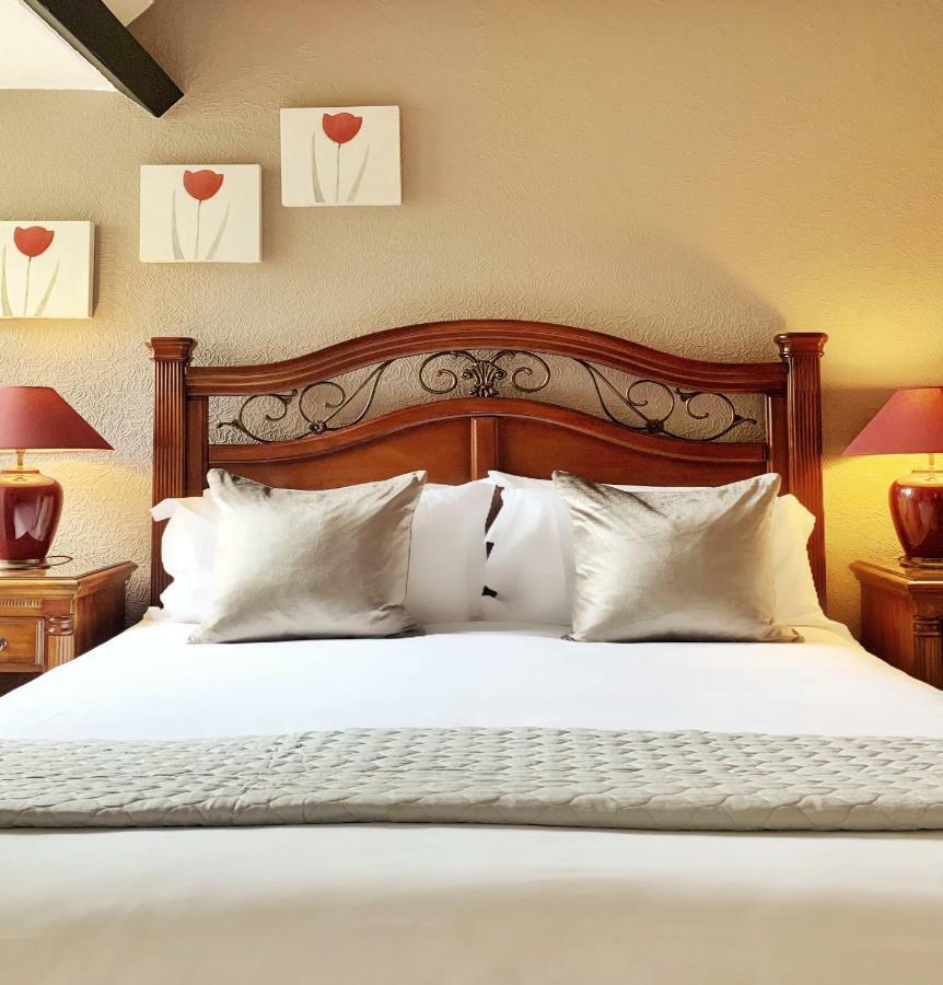 Mallyan Spout Hotel โกธแลนด์ ภายนอก รูปภาพ