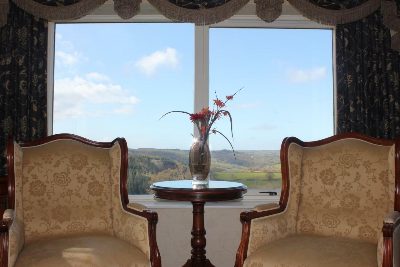 Mallyan Spout Hotel โกธแลนด์ ภายนอก รูปภาพ